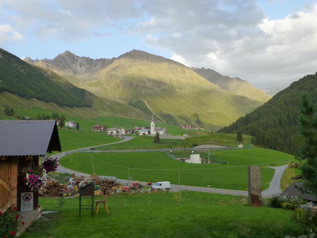 Hotel Haus Fliri Graun im Vinschgau Zewnętrze zdjęcie